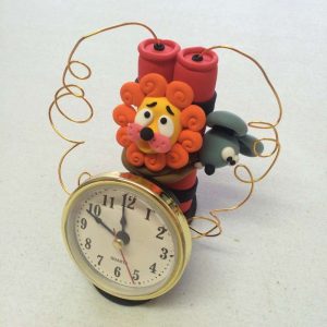 Mixed Media Craft Models - Jumping Clay lion and mouse clock