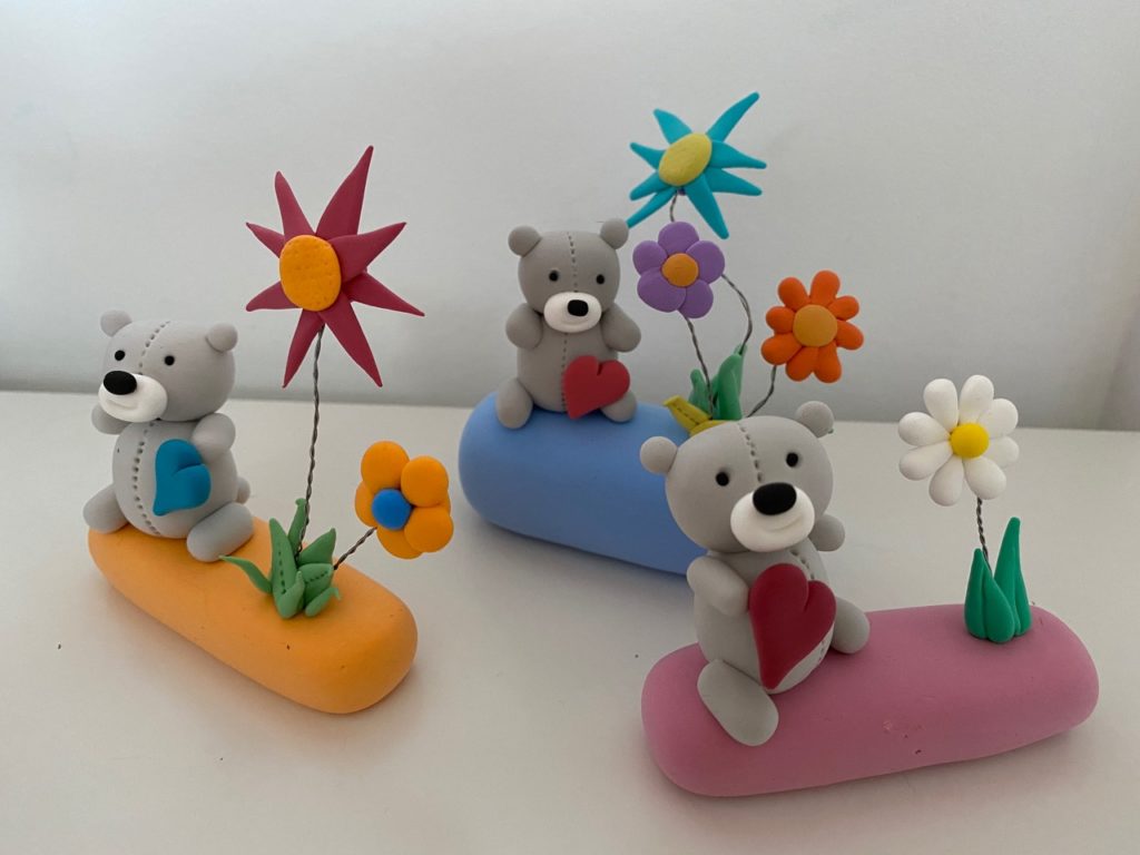 JumpingCLAY Mothers Day Bear figurines